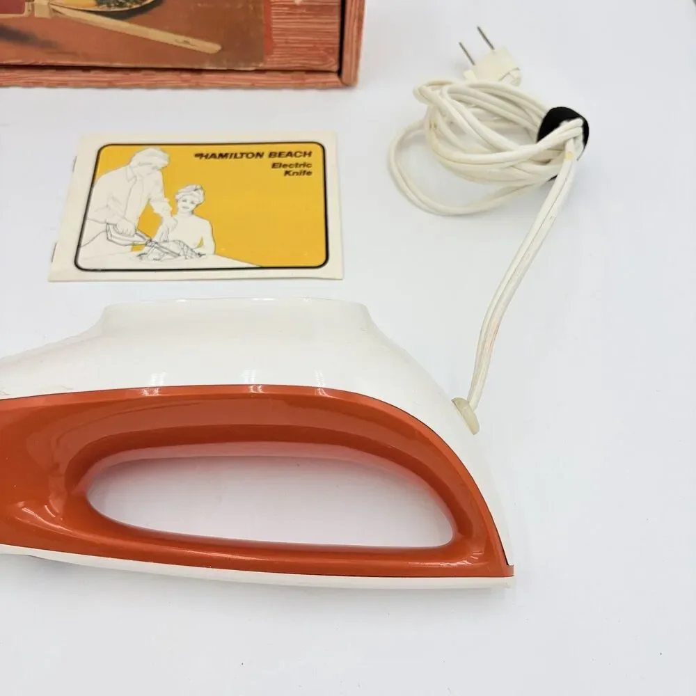 Vintage HAMILTON BEACH Heritage Electric Carving Knife MODEL 279 Box